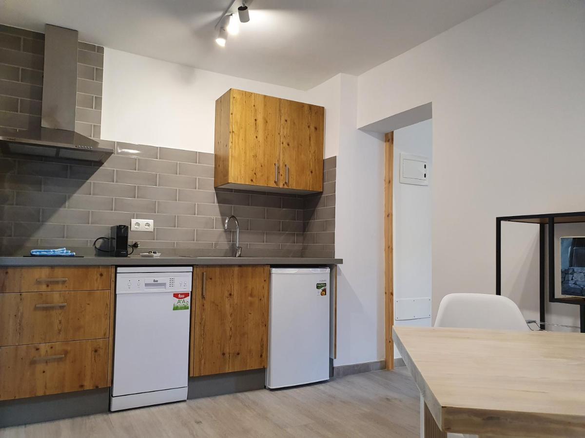 Apartamentos Cas Xurrac Es Caló Exterior foto