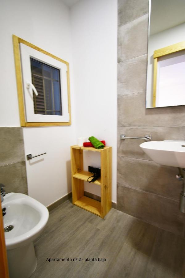 Apartamentos Cas Xurrac Es Caló Exterior foto