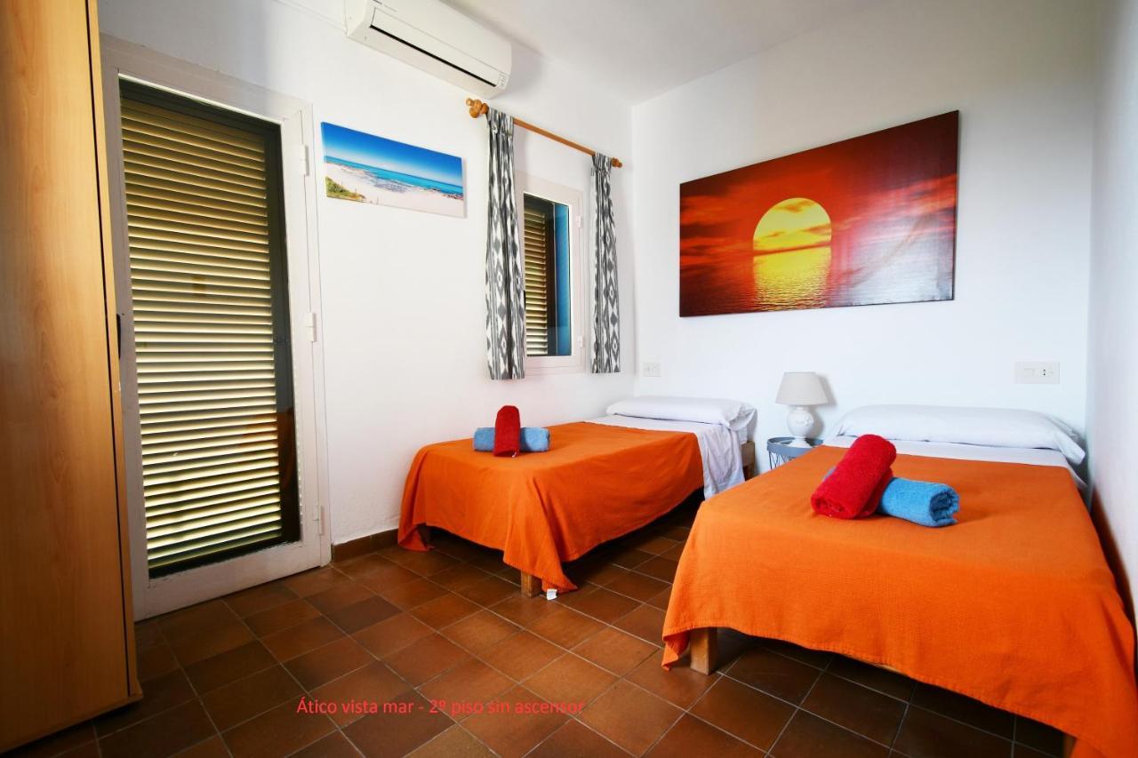 Apartamentos Cas Xurrac Es Caló Exterior foto