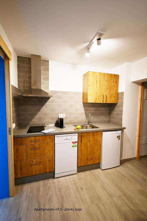 Apartamentos Cas Xurrac Es Caló Exterior foto