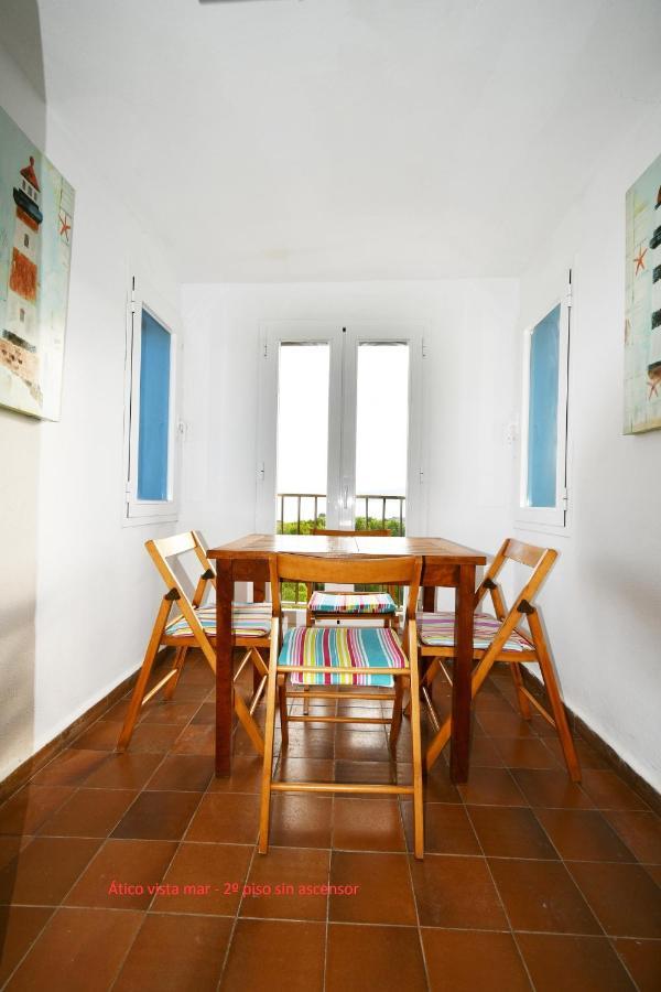 Apartamentos Cas Xurrac Es Caló Exterior foto